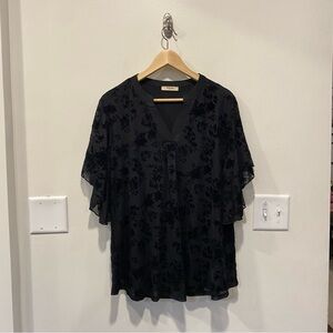 Timeson black velvet burnout flutter top women’s XL floral flutter sleeves